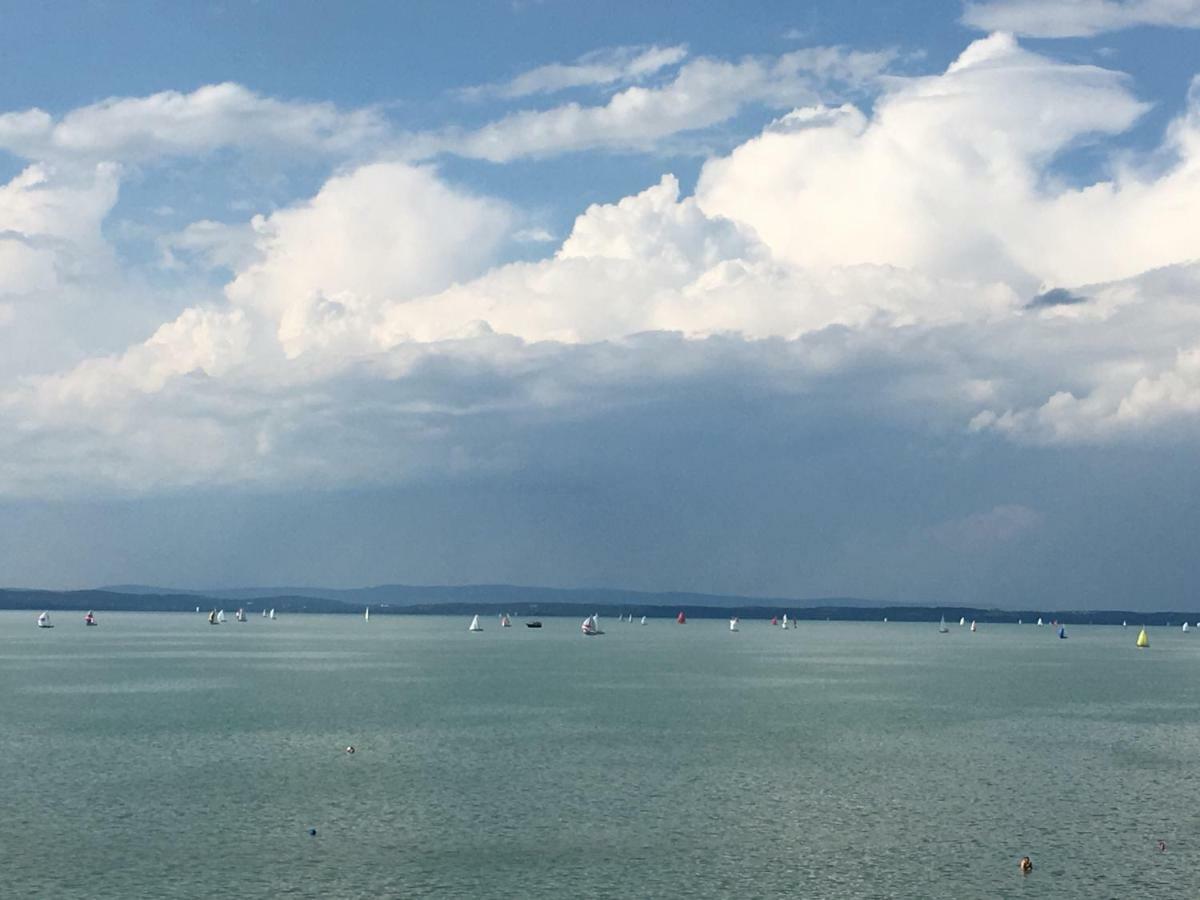 Aranypart Apartman Appartement Siófok Buitenkant foto